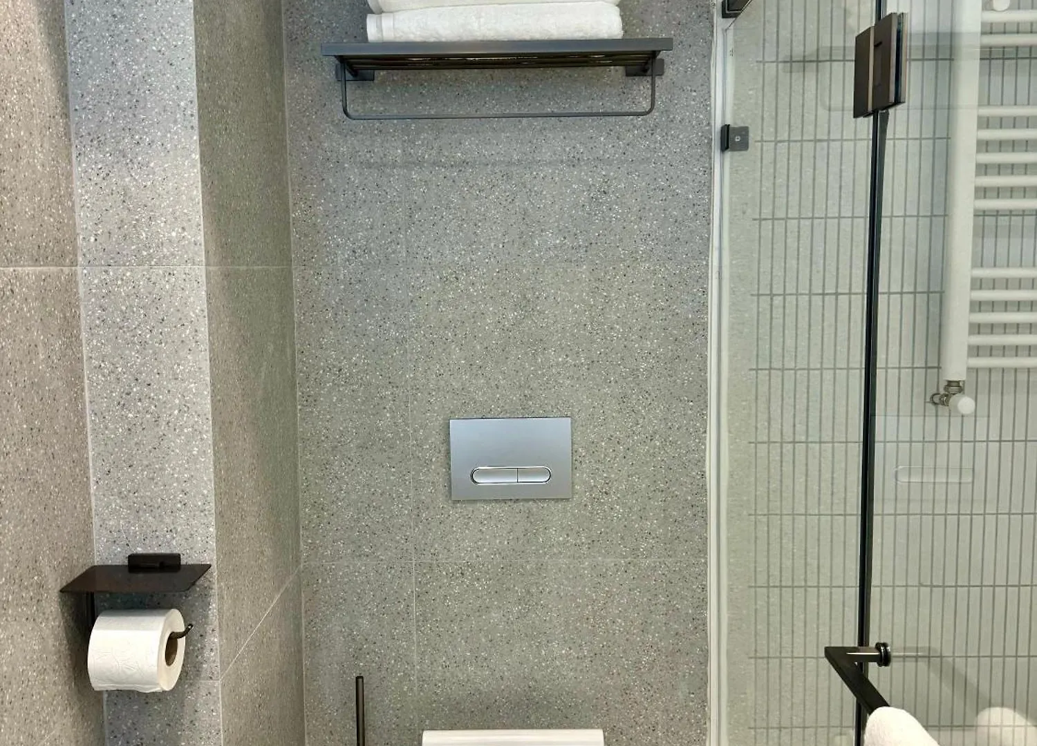 טביליסי City Duplex With View 202 דירה